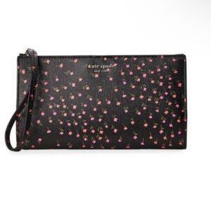 Large Kate spade wristlet NWT